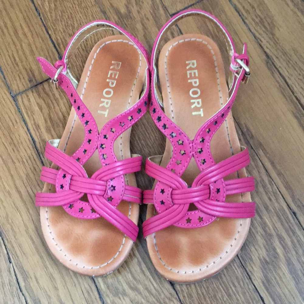 Girls shoes